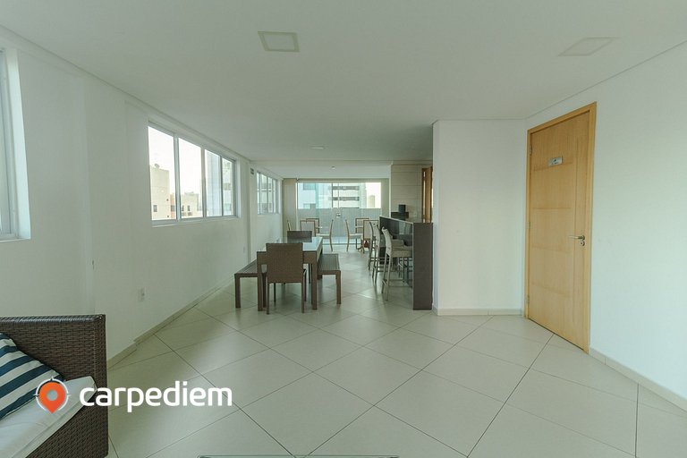 Apartamento prático com ótima localização em Tambaú