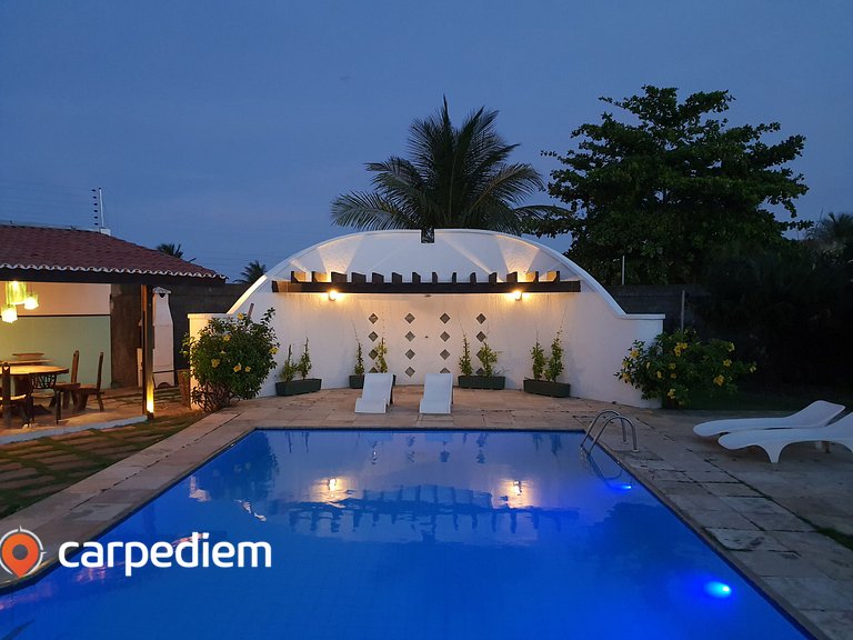 Casa para alugar com piscina na praia do Tabuba