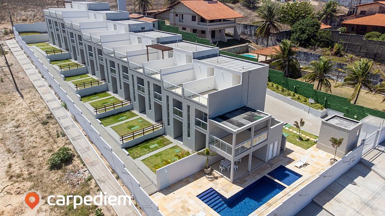 Duplex equipado no Beach Town House IV por Carpediem