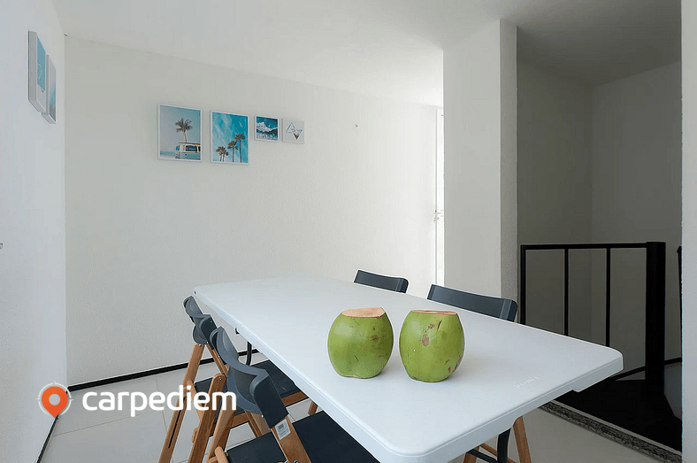 Tríplex no Beach Town House em Porto das Dunas por Carpediem