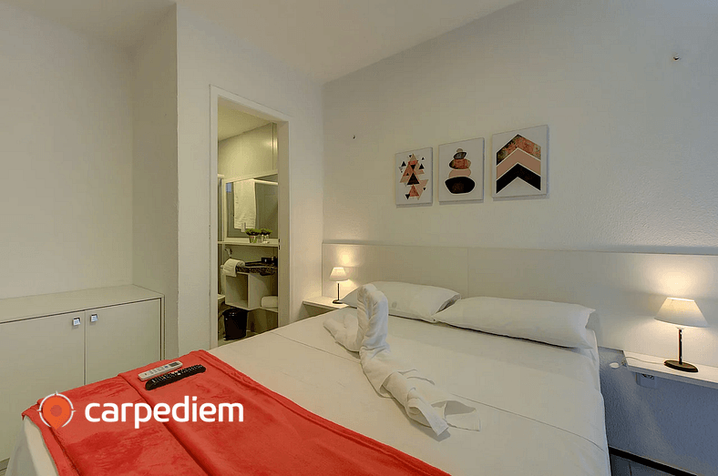 Tríplex no Beach Town House em Porto das Dunas por Carpediem