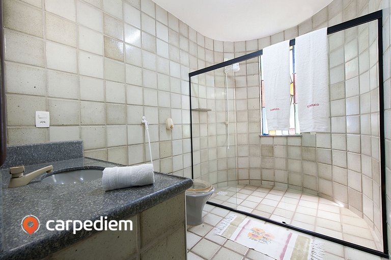 Casa próximo a praia e no centro de Cumbuco com piscina