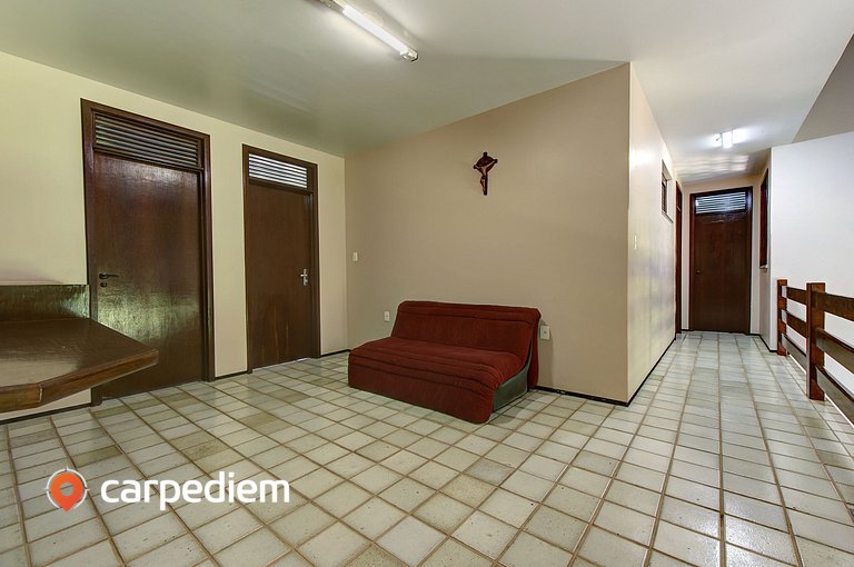 Casa próximo a praia e no centro de Cumbuco com piscina