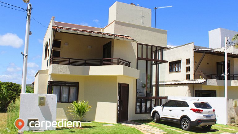 Barramares #54 - Casa com Piscina por Carpediem
