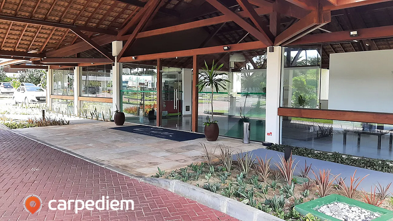 Cupe Beach Living #308 - Apê em resort por Carpediem