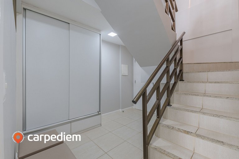 Beach Place 302 - Apê com varanda by Carpediem