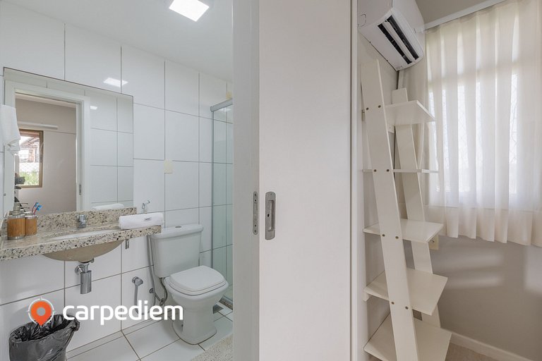 Beach Place 302 - Apê com varanda by Carpediem