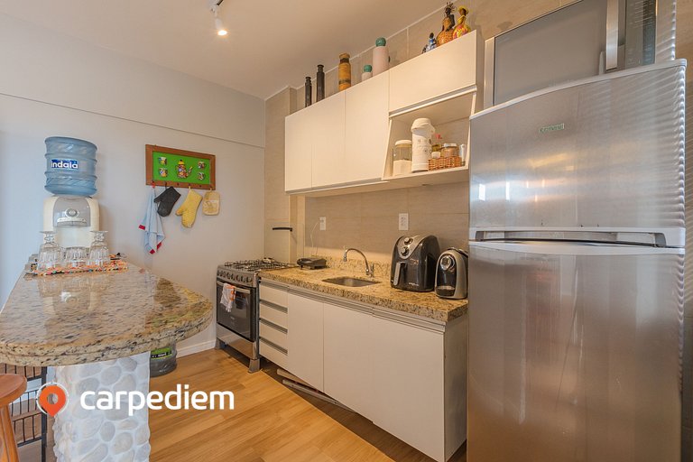 Beach Place 302 - Apê com varanda by Carpediem