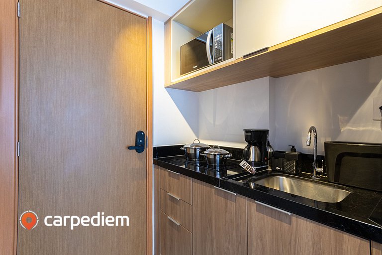 Porto Privilege Studios Housi Carpediem by Housi