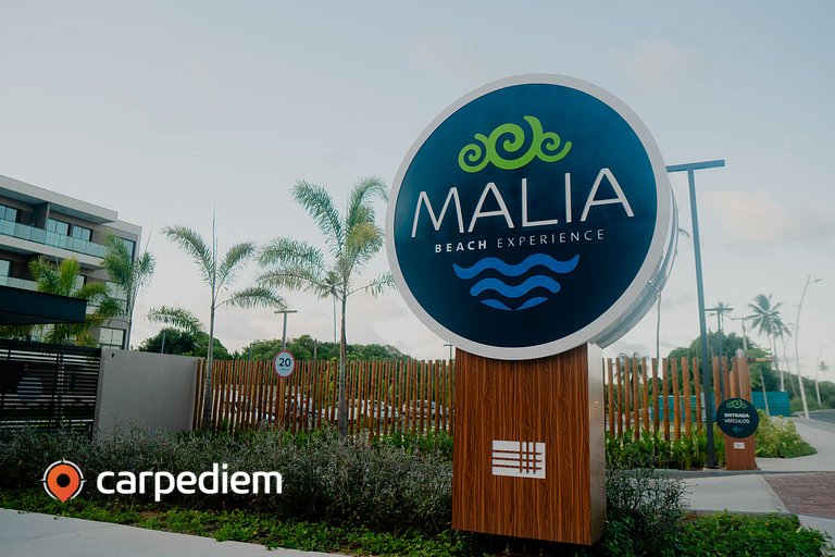 Malia Beach #A301 - Apê com Varanda por Carpediem