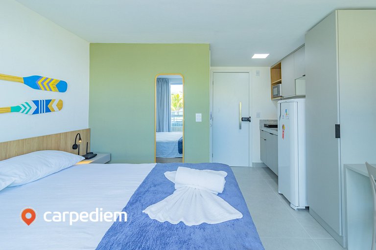Ocean Blue #05 - Studio com piscina por Carpediem