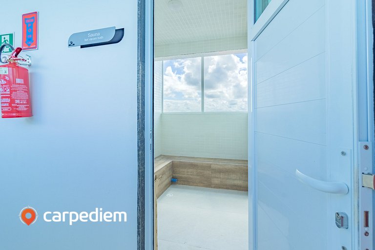 Ocean Blue #05 - Studio com piscina por Carpediem