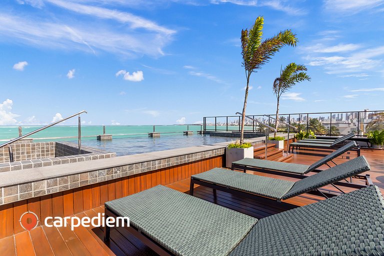 Alta Garden - Piscina e vista mar por Carpediem