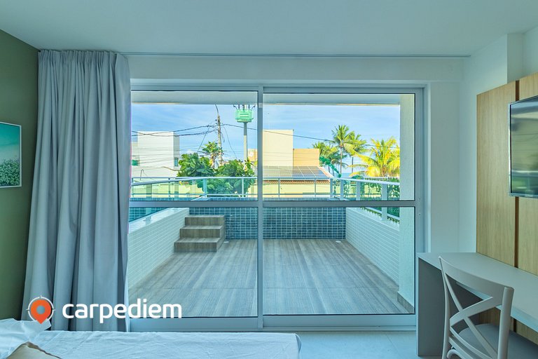 Ocean Blue #02 - Studio com piscina por Carpediem