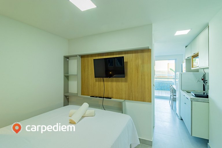 Ocean Blue #02 - Studio com piscina por Carpediem