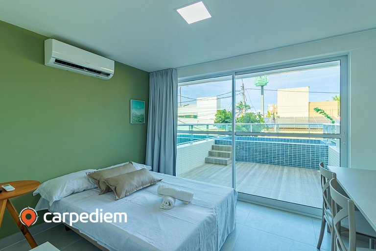 Ocean Blue #02 - Studio com piscina por Carpediem