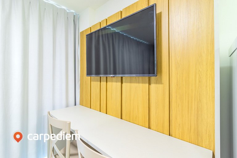 Ocean Blue #02 - Studio com piscina por Carpediem