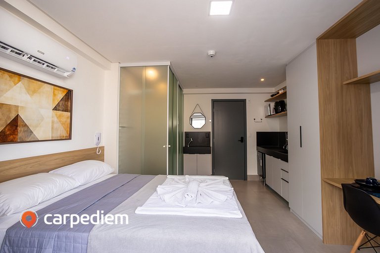 Get By Side #503 - Studio em Bessa by Carpediem