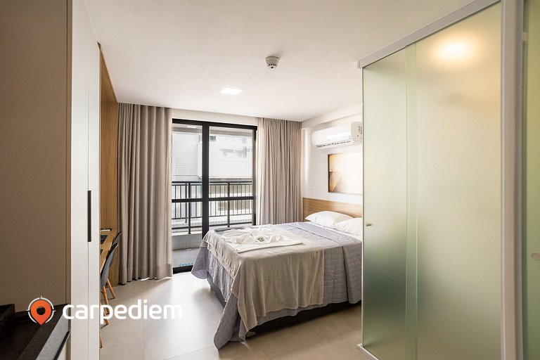 Get By Side #503 - Studio em Bessa por Carpediem