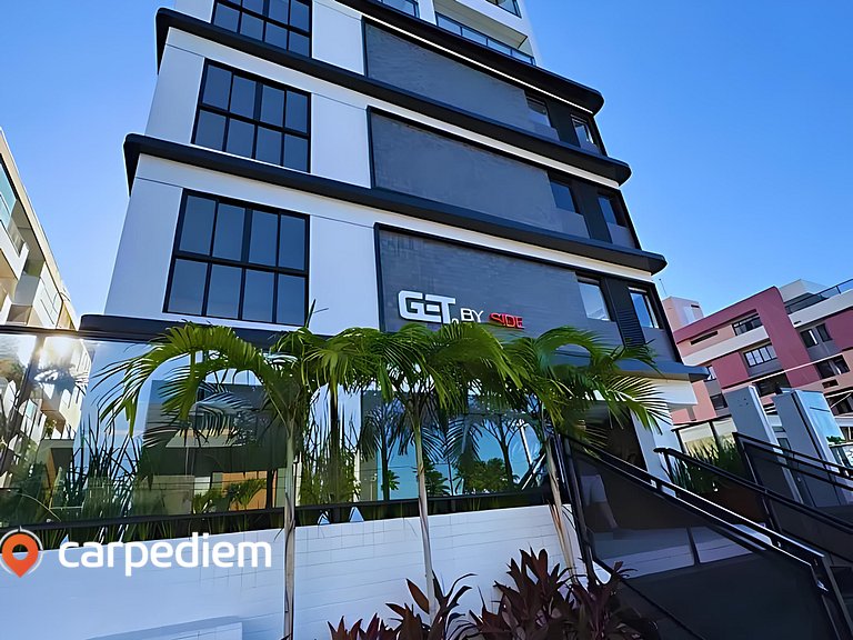 Get By Side #702 - Estúdio moderno por Carpediem