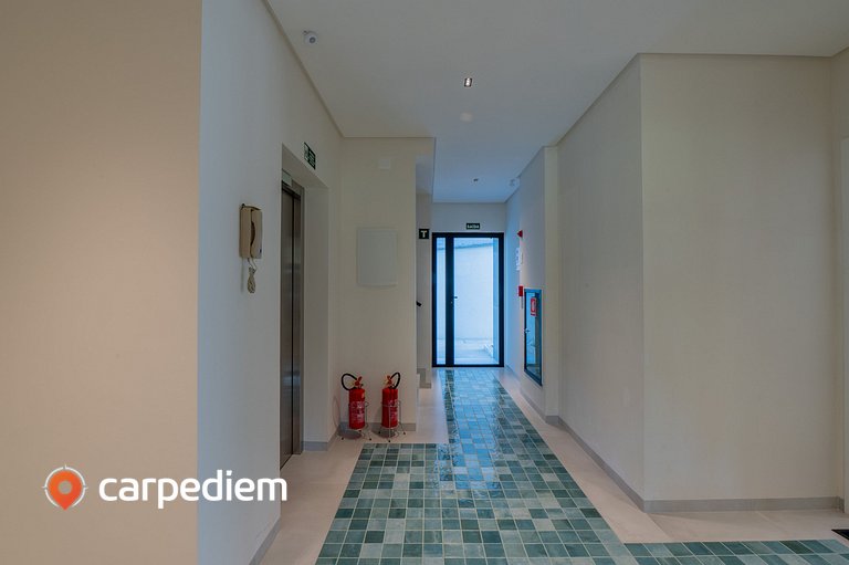 Miami House - Térreo com varanda por Carpediem