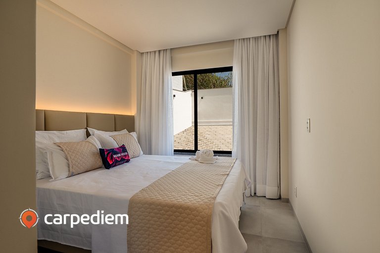 Miami House - Térreo com Varanda by Carpediem
