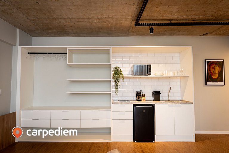 Piedade45 - Studio com varanda Carpediem by Housi