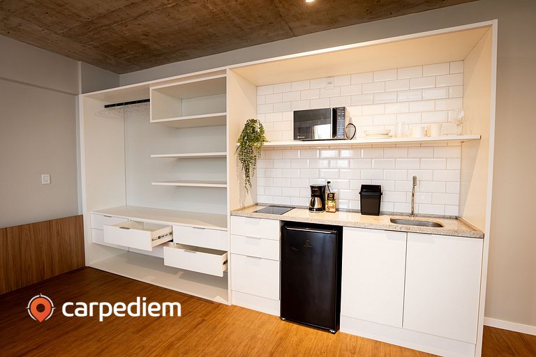 Piedade45 - Studio com varanda Carpediem by Housi