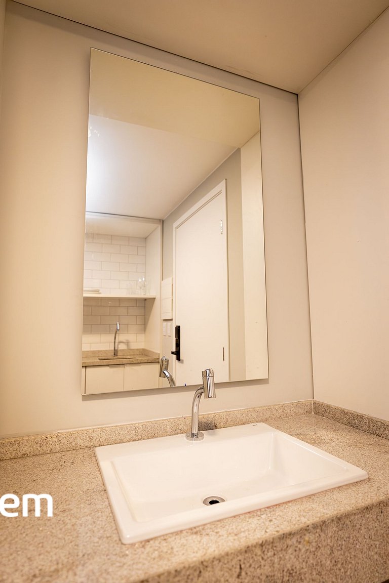 Piedade45 - Studio com varanda por Carpediem