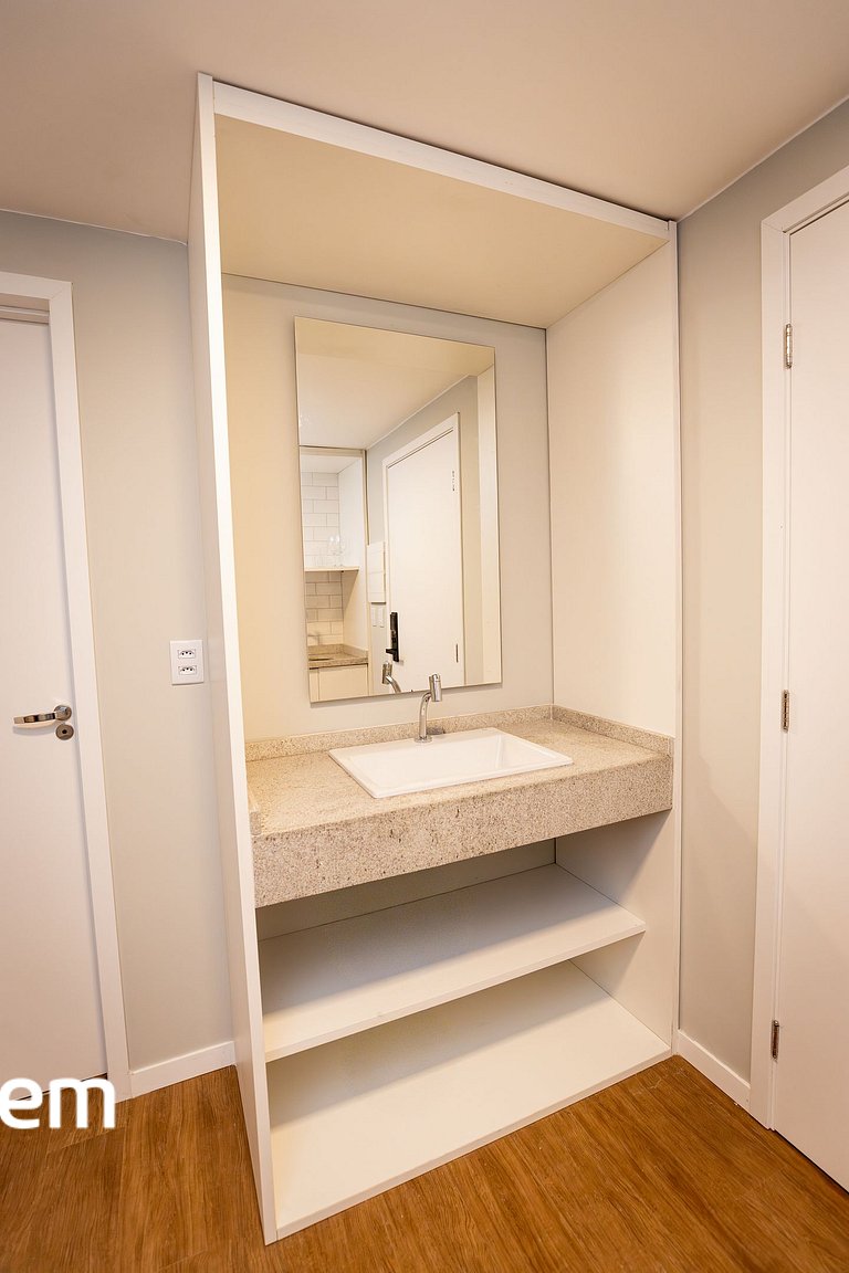 Piedade45 - Studio com varanda por Carpediem