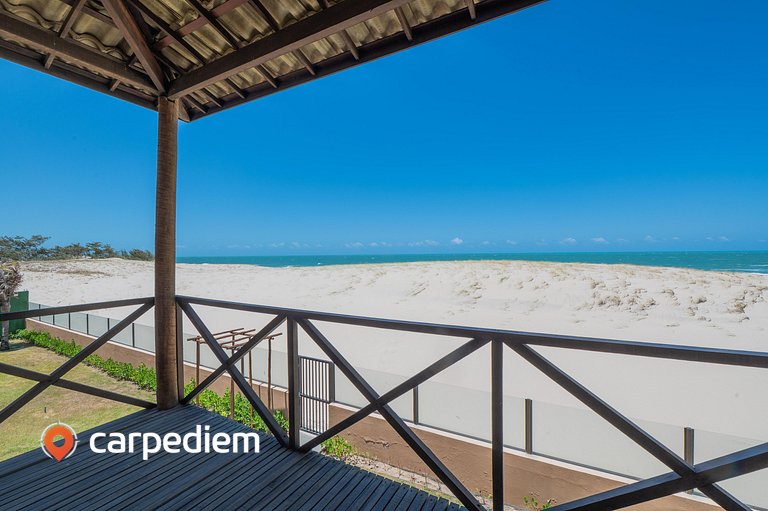Beachfront Duplex B | Pé na Areia By Carpediem