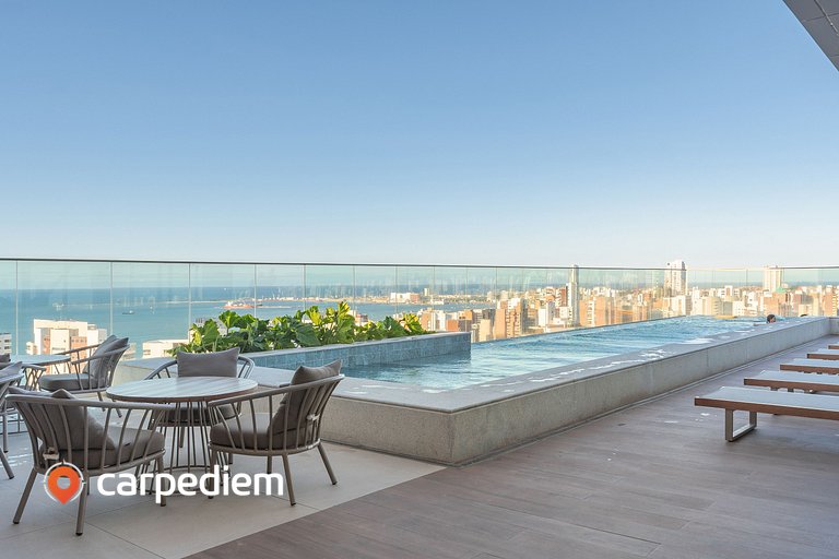 Beach Class Meireles - Vista Cidade by Carpediem