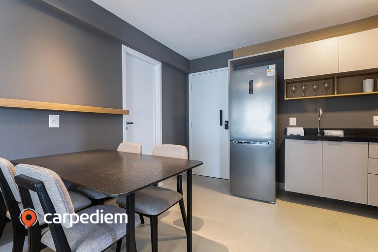 Apê completo Living Tirol Housi by Carpediem