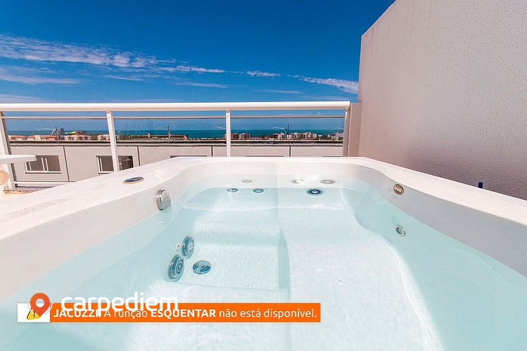 Triplex com Jacuzzi em Porto das Dunas por Carpediem