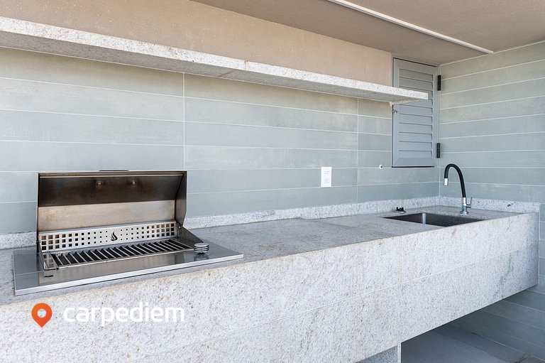 Praia de Gameleira - Perto da praia by Carpediem