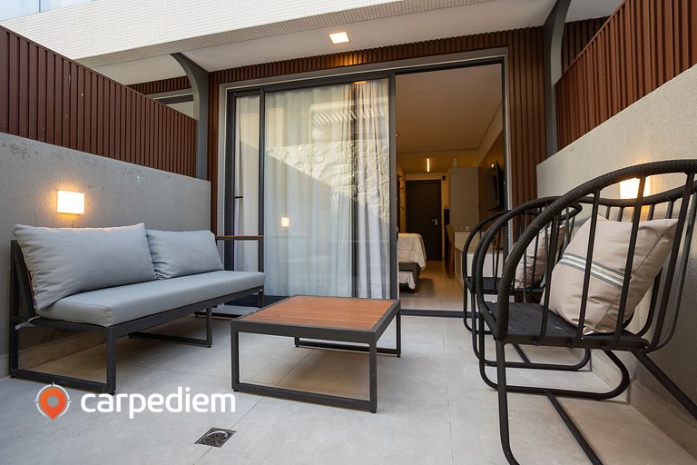 Azimut Studio c/ Jacuzzi Privativa by Carpediem