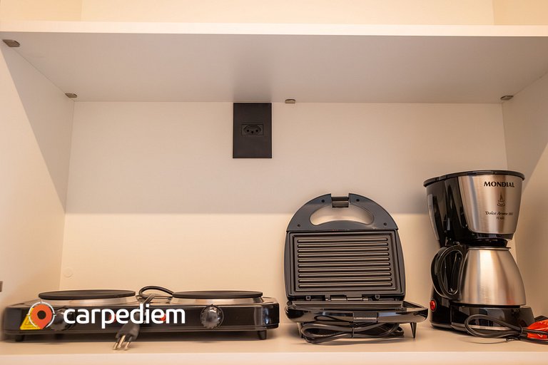 Azimut - Studio com Varanda by Carpediem