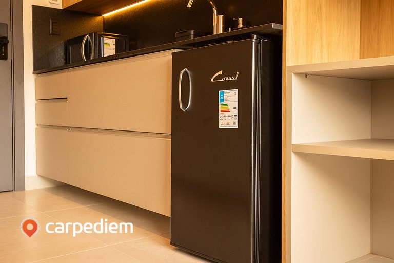 Azimut - Studio com Varanda by Carpediem