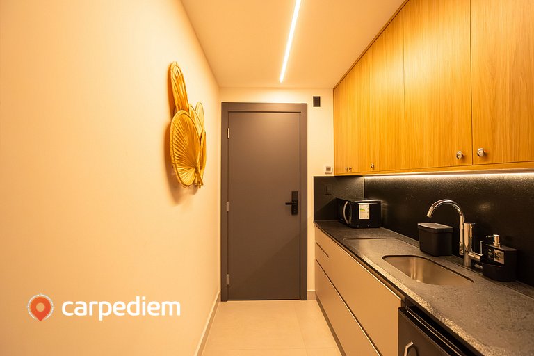 Azimut - Studio com Varanda by Carpediem