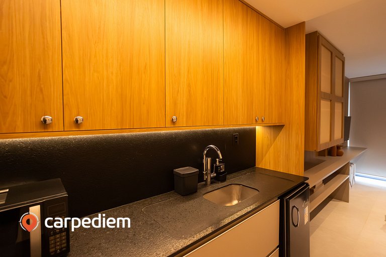 Azimut - Studio com Varanda by Carpediem