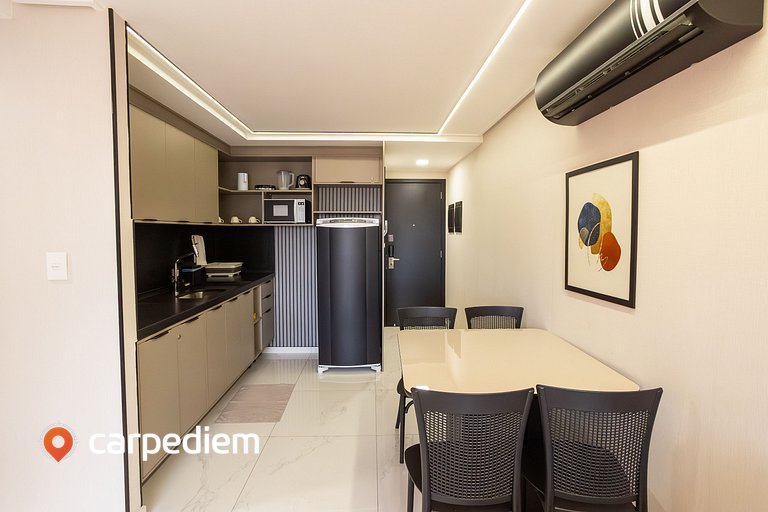Move #801 - Apartamento com Varanda by Carpediem