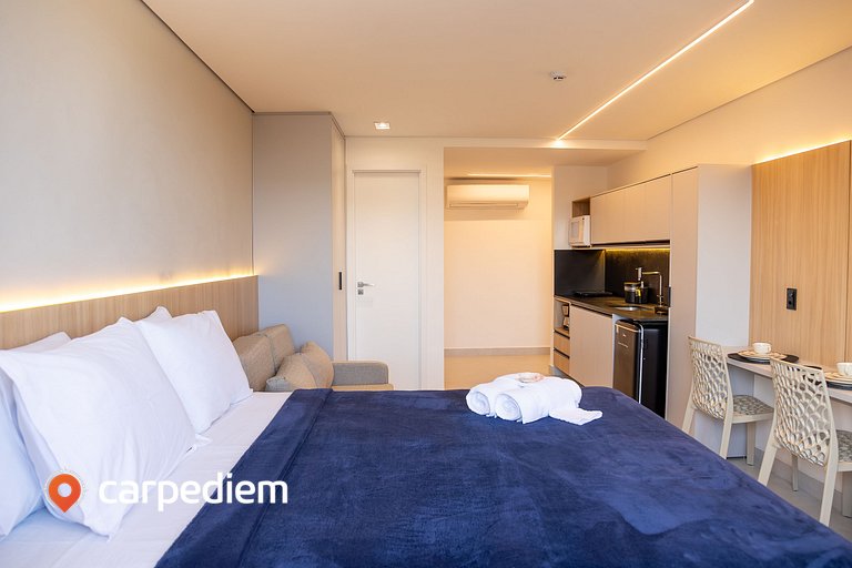 Azimut - Studio com Varanda by Carpediem