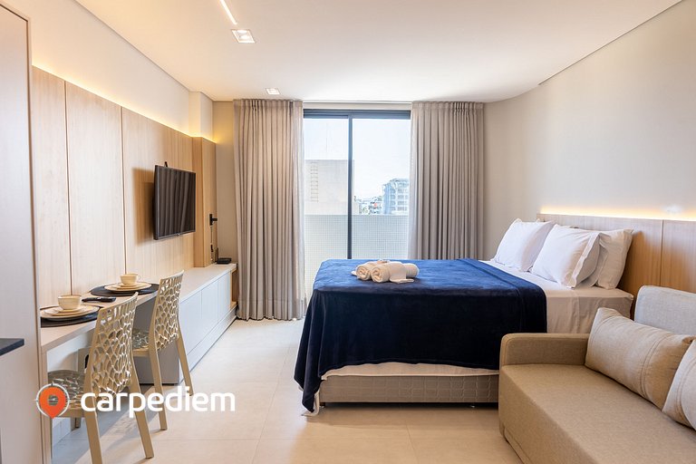 Azimut - Studio com Varanda by Carpediem