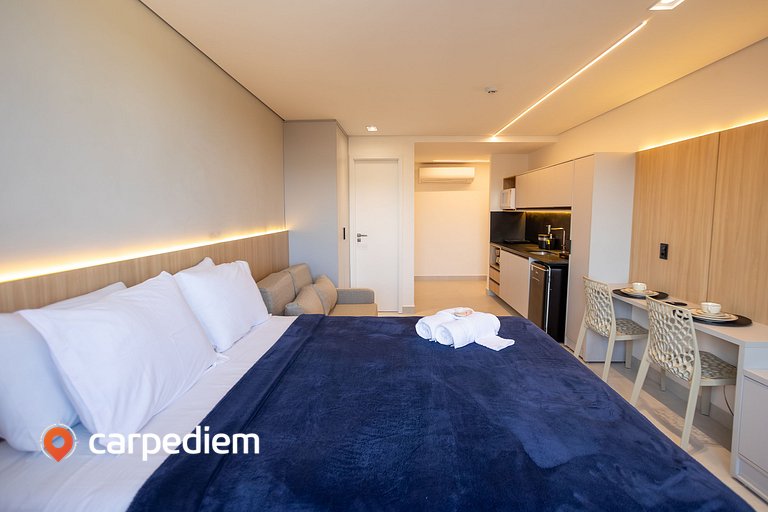 Azimut - Studio com Varanda by Carpediem