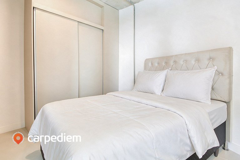 Silo 215 #111 - 1 Quarto com Varanda by Carpediem