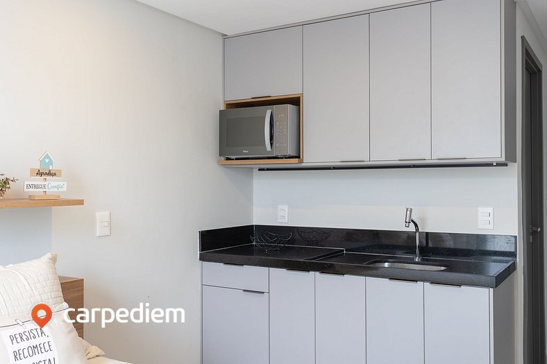 Breeze Residence #408 - Studio deluxe por Carpediem