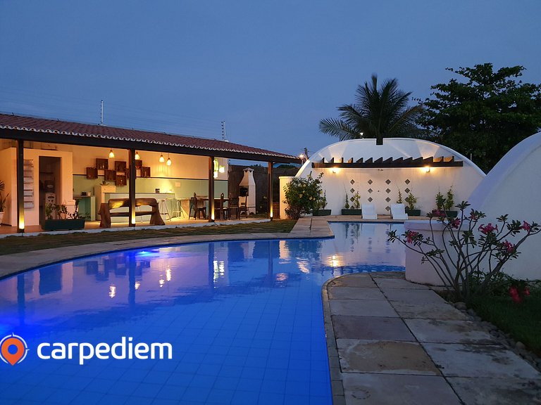 Casa para alugar com piscina na praia do Tabuba