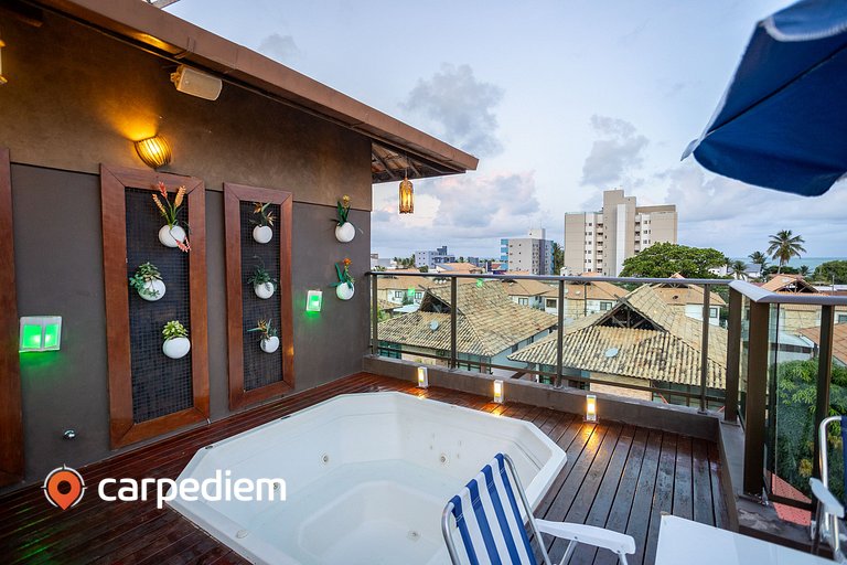 Cobertura completa com jacuzzi por Carpediem